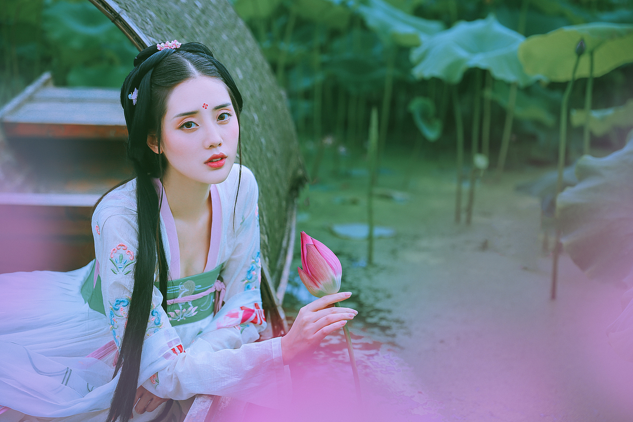 《若芙蕖》（图ZODQ4MTc4NzI=） - 人像摄影 - 站酷设计师小艾野原创素材 - 站酷ZCOOL