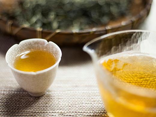 普洱生茶饼拍摄