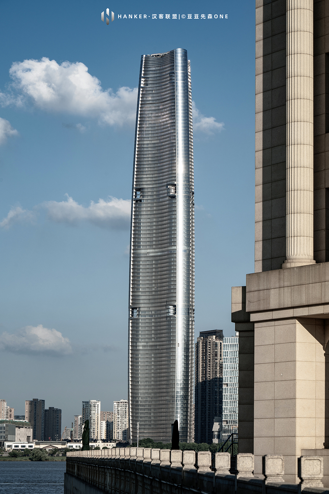 武汉绿地中心（图ZMzA4OTExMjA4） - 风光摄影 - 站酷设计师摄影豆豆先森ONE原创素材 - 站酷ZCOOL