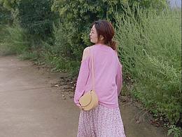 女孩的裙摆撑得起所有的温柔和盛夏