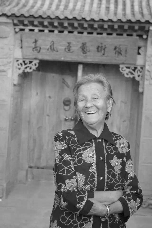 【剪纸经典】大河之魂——记陕北剪纸大师高凤莲