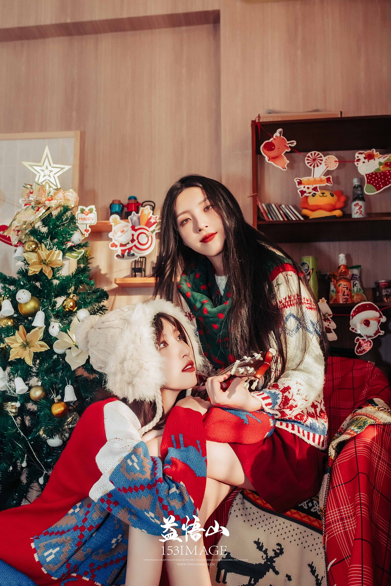 网红圣诞双胞胎姐妹
