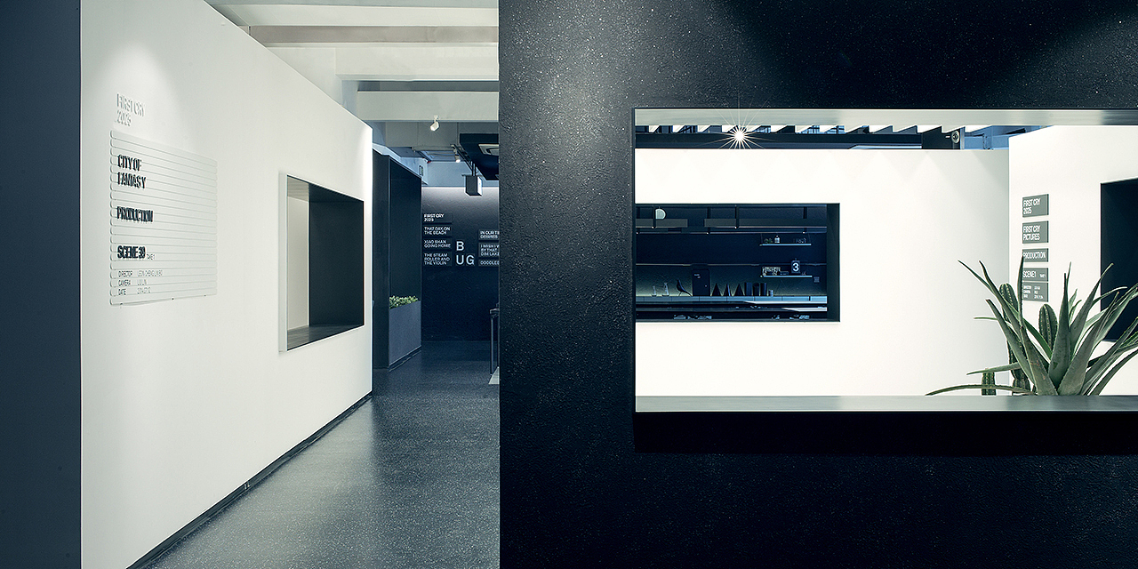 ▲ 合围的取景框。