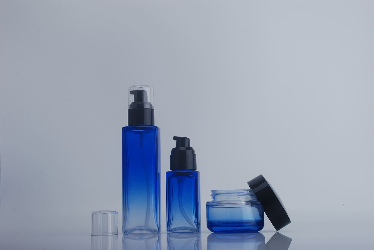 集思容器 实物拍摄效果图