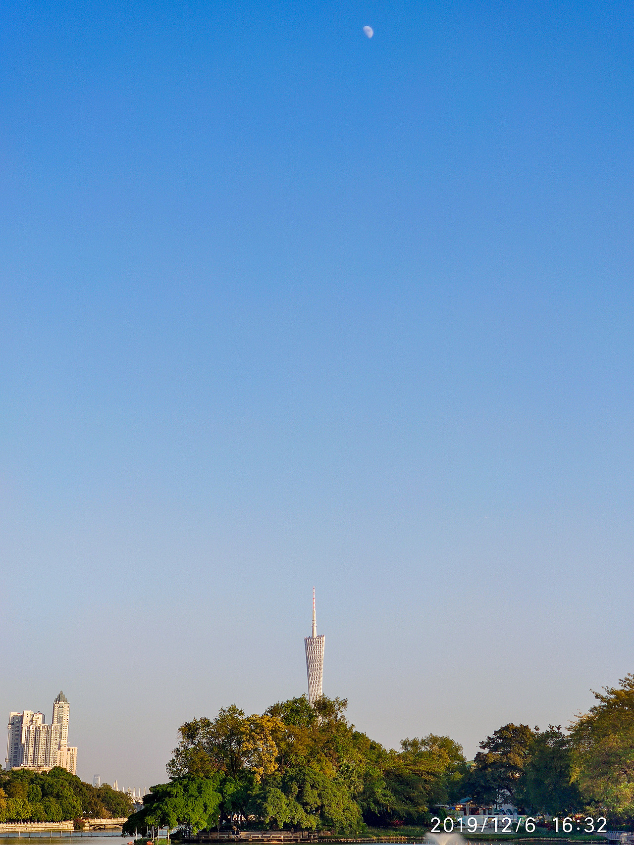 我的100张照片(照片版)