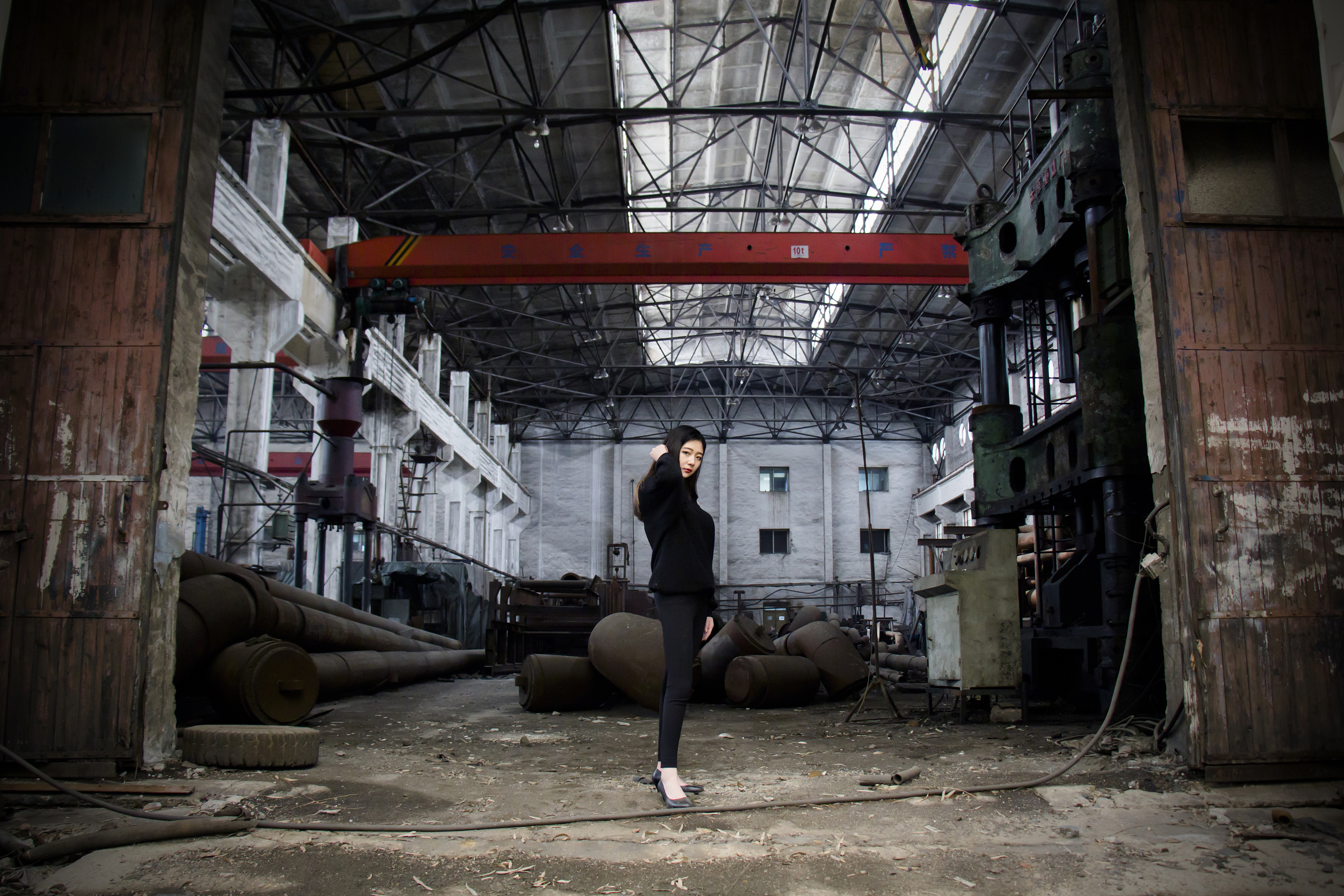 外拍写真 第一弹 工厂工业风|摄影|人像摄影|对儿勾儿工作室 - 原创