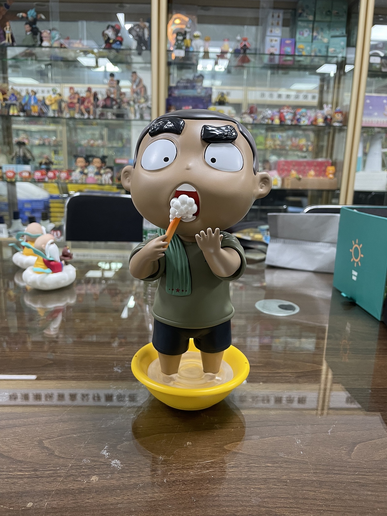 树脂大娃  潮玩摆件