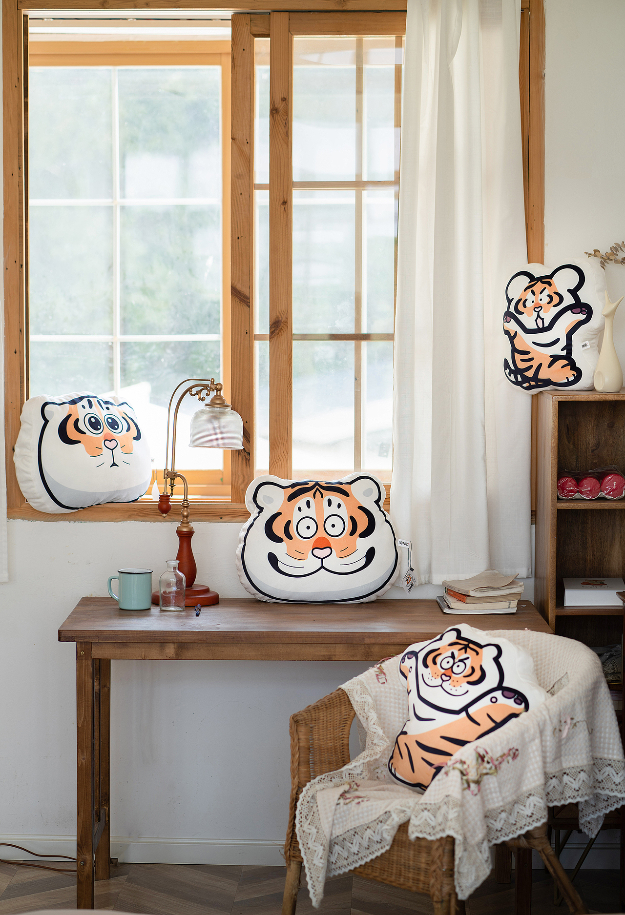 产品摄影-《我不是胖虎》周边抱枕（图ZMjc2MjY5NzA4） - 产品摄影 - 站酷设计师哇工作室原创素材 - 站酷ZCOOL