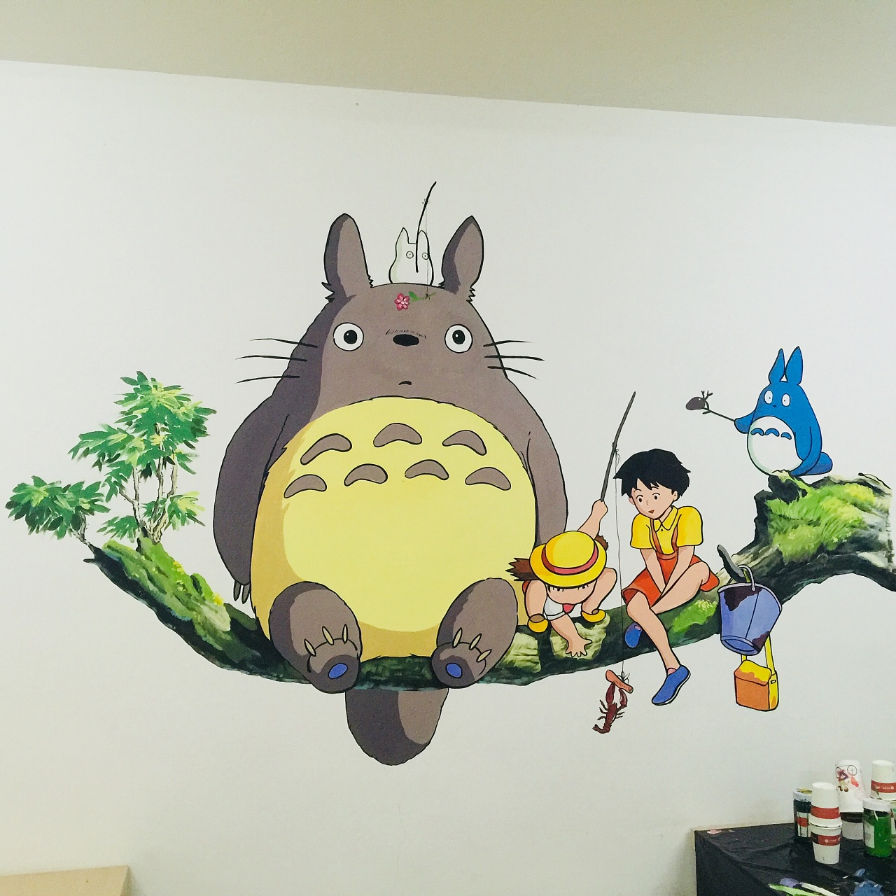 手绘绿植龙猫匠心彩绘