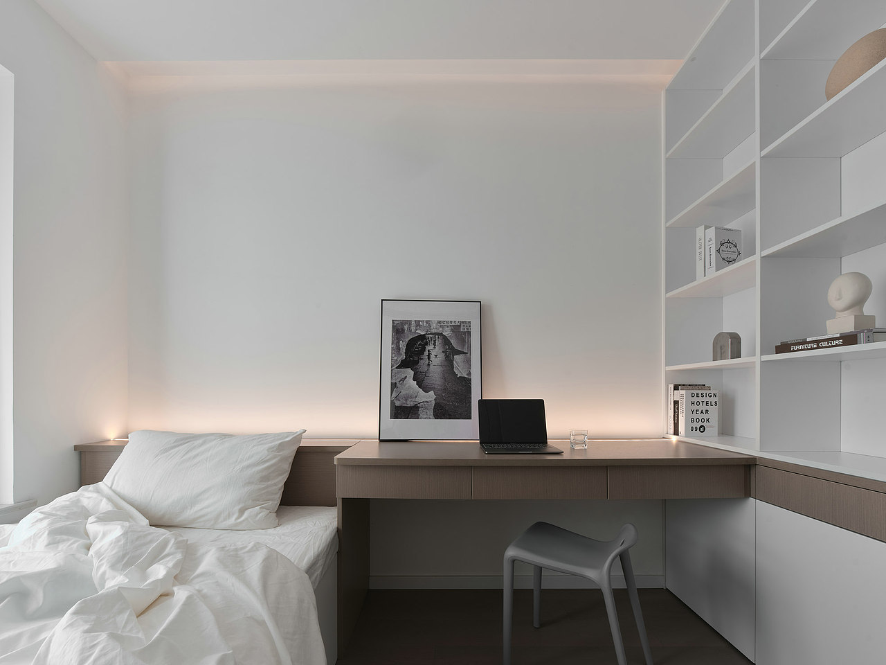 129㎡现代简约风，转角悬空柜，增加收纳方便打扫