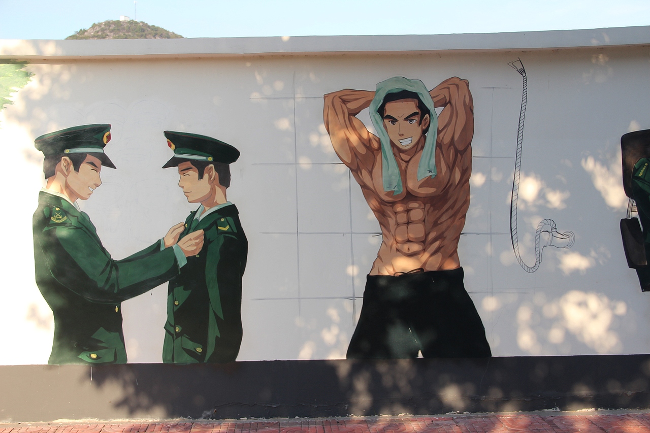 军营漫画墙绘 — 强军漫画长廊
