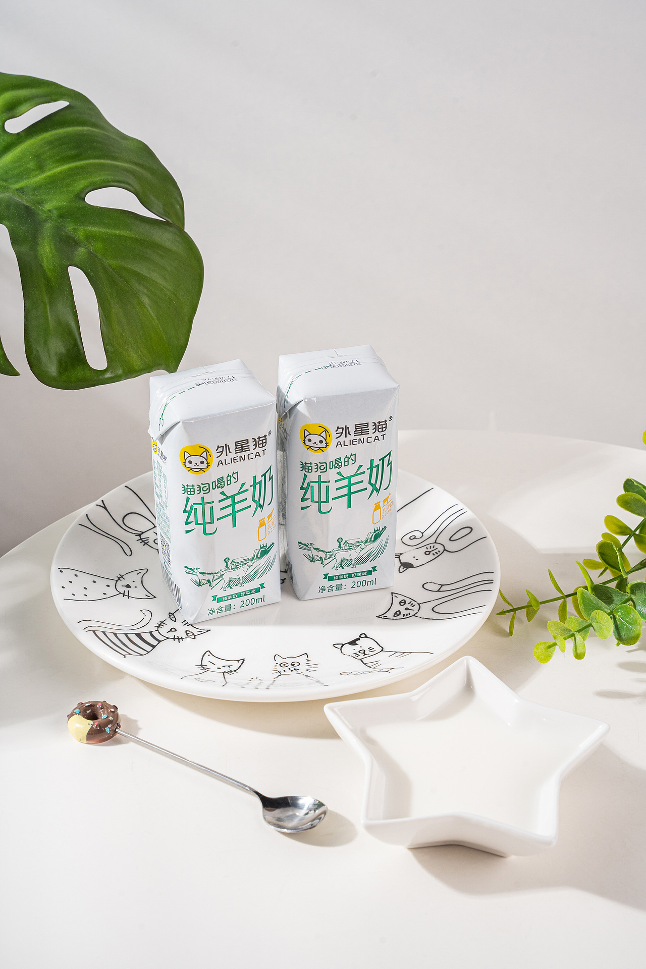外星猫宠物猫咪营养纯羊奶零乳糖增强免疫力犬猫通用（图ZMjM5NjQwOTQw） - 产品摄影 - 站酷设计师摄影师舒也原创素材 - 站酷ZCOOL