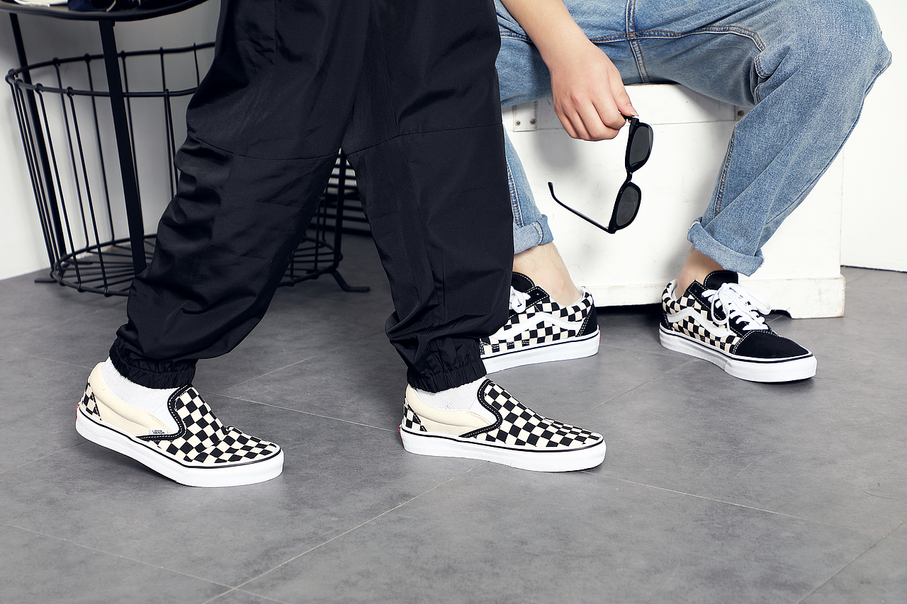 广州金也摄影公司-模特鞋子包包行李箱服装拍摄