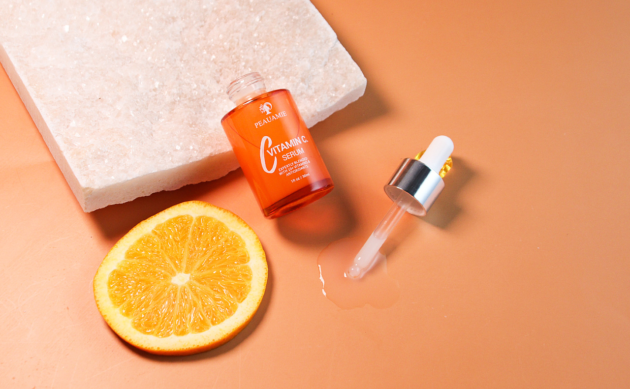 麦柯黎雅-vc精华液拍摄