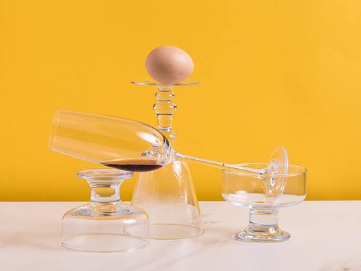 Wineglass / balance