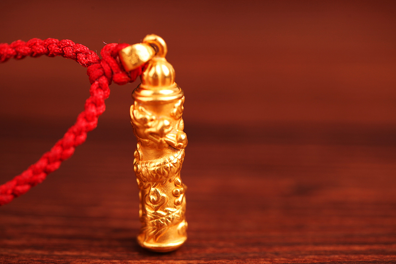 吊坠 手串 拍摄（图ZMTY0MzU5OTYw） - 产品摄影 - 站酷设计师怪兽榴莲原创素材 - 站酷ZCOOL