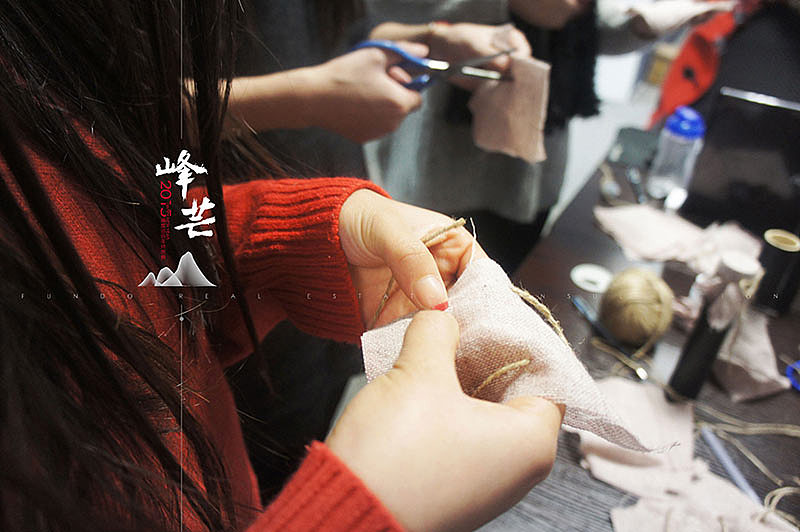 峰度咨询纯手工制作 地产年会 邀请函（图ZMjQ0NTcyOTI=） - 工艺品设计 - 站酷设计师在夏原创素材 - 站酷ZCOOL