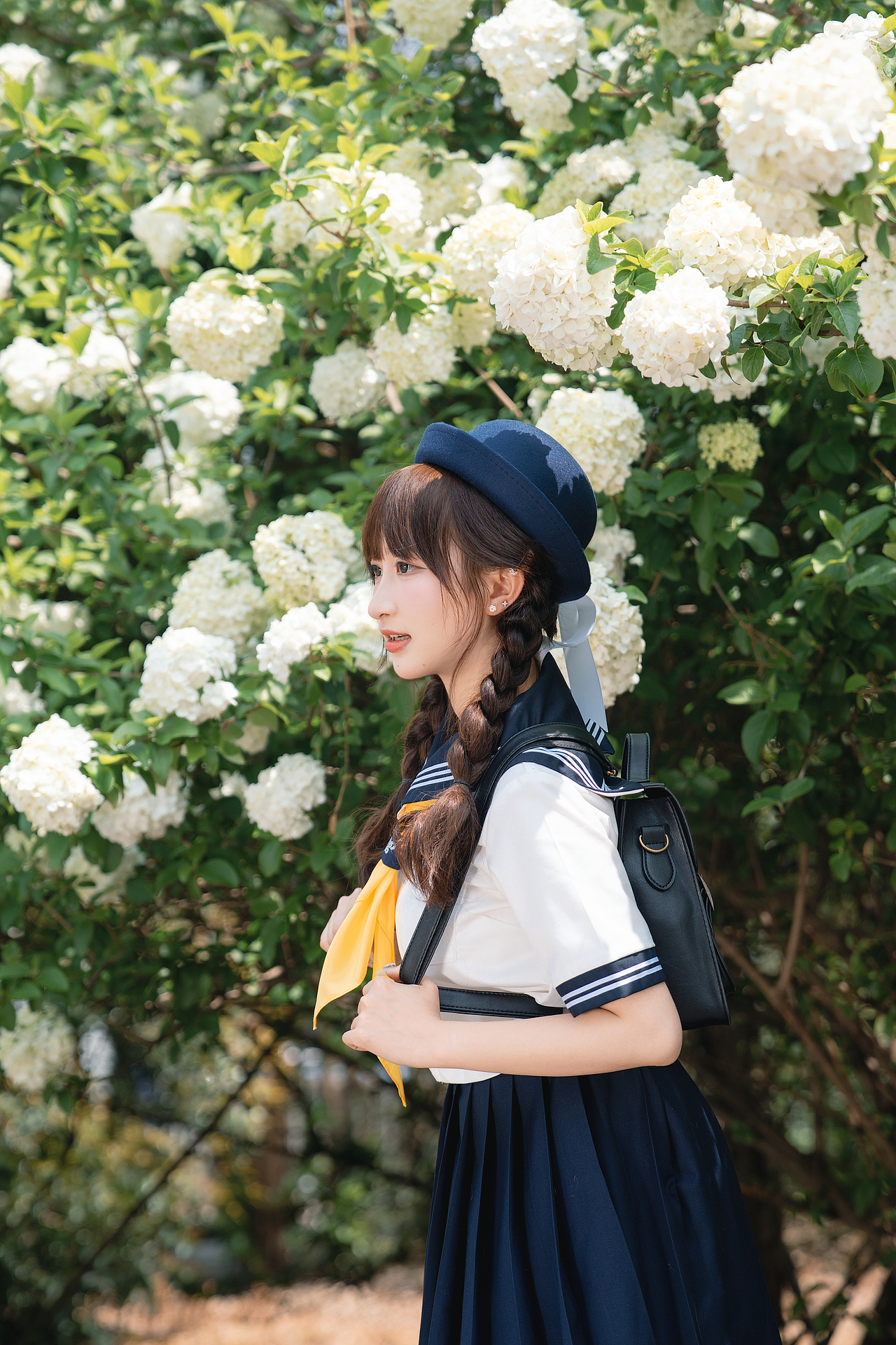 绣球花jk写真（图ZMzY2NzY4NjY4） - 人像摄影 - 站酷设计师瑞克Photo原创素材 - 站酷ZCOOL