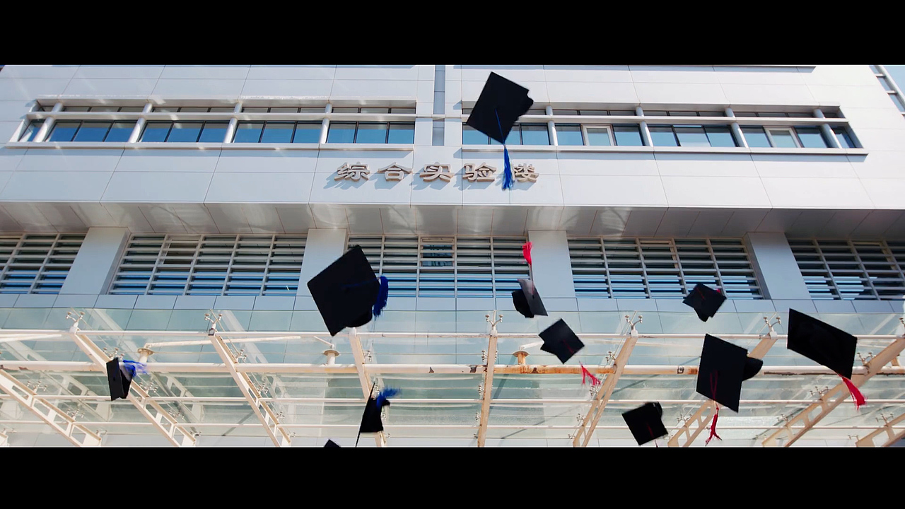 中国传媒大学版《入海》2020届播音主持艺术学院毕业MV（图ZMjExNzUyODM2） - MV - 站酷设计师往后余生我累了原创素材 - 站酷ZCOOL