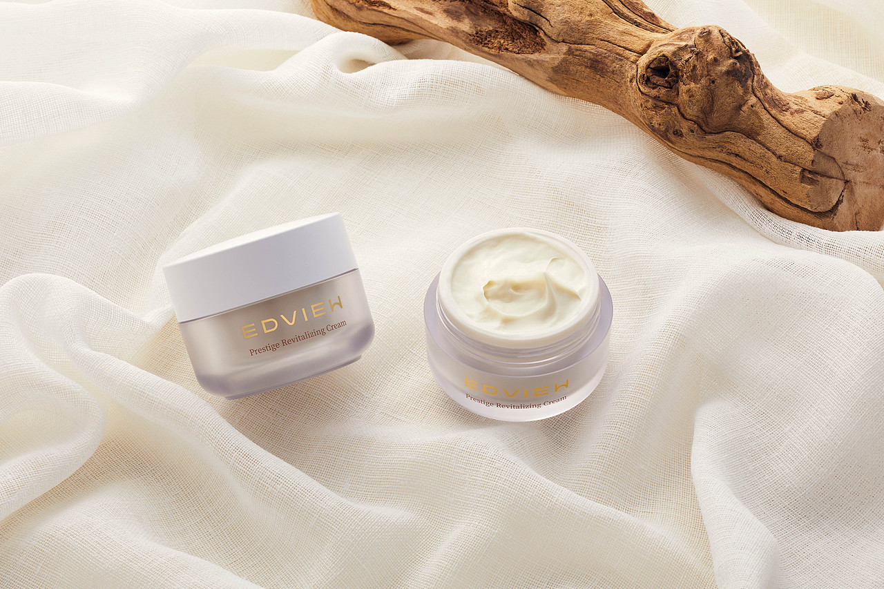 爱薇欧护肤品-场景图（图ZMjUxODc2NzQw） - 产品摄影 - 站酷设计师Kairo时代原创素材 - 站酷ZCOOL