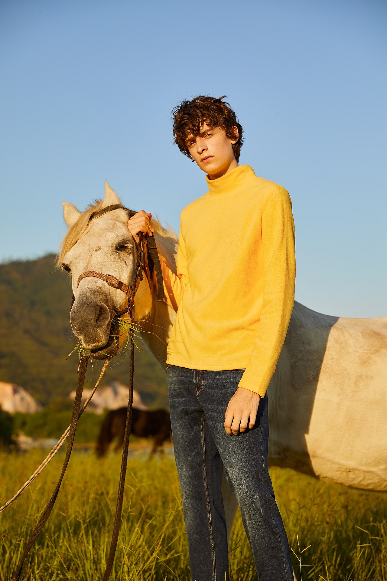 夕阳红了谁的眼（图ZMTgwODY4NjQ4） - 人像摄影 - 站酷设计师正在思考原创素材 - 站酷ZCOOL