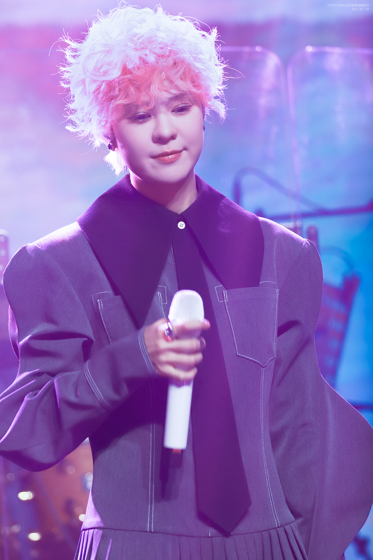 Livehouse摄影｜郁可唯-Dear Live宁波星巢剧场