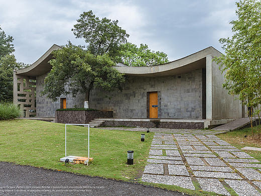 「建筑摄影」Three-Walled Residence 三合宅