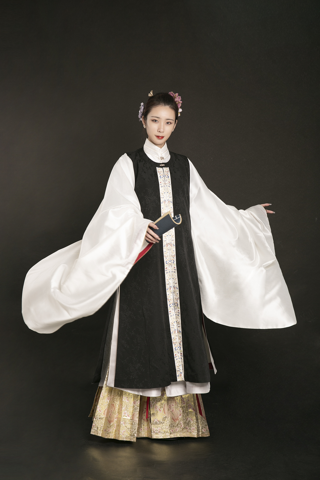 下雨天的汉服棚拍