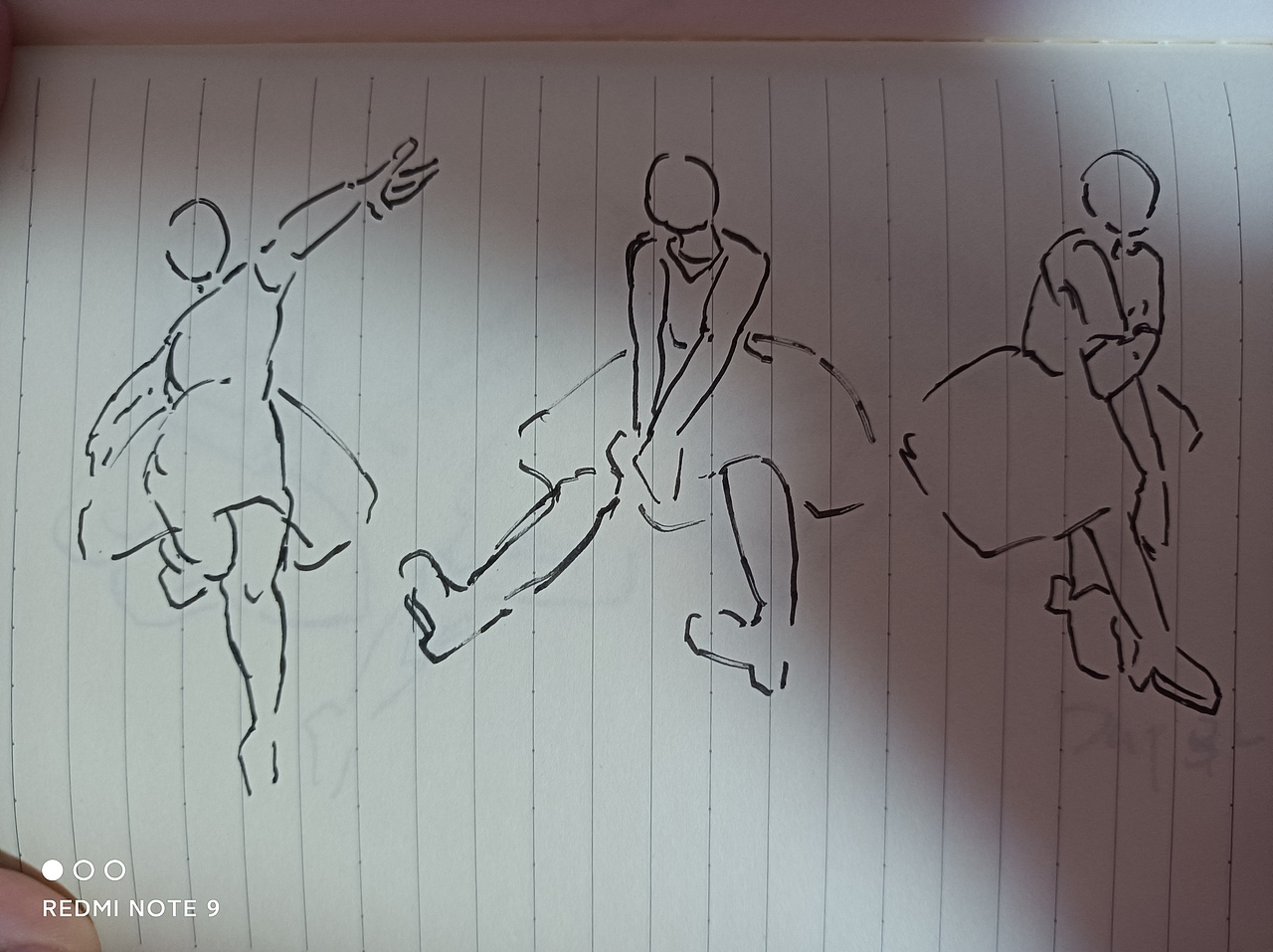 #速寫60天挑戰(zhàn)賽#day32@速寫班長(zhǎng)（圖ZMjk1NDM0OTg4） - 創(chuàng)作習(xí)作 - 站酷設(shè)計(jì)師媽媽垃圾桶V原創(chuàng)素材 - 站酷ZCOOL