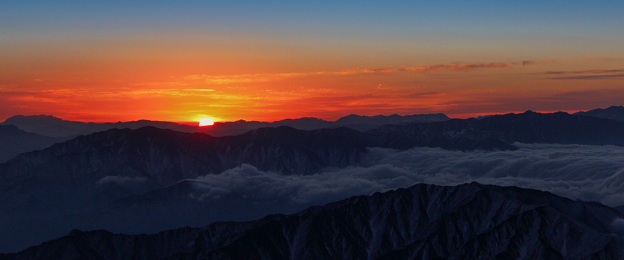 牛背山（图ZNDIzNzgzNzY=） - 风光摄影 - 站酷设计师薰衣草的2013原创素材 - 站酷ZCOOL