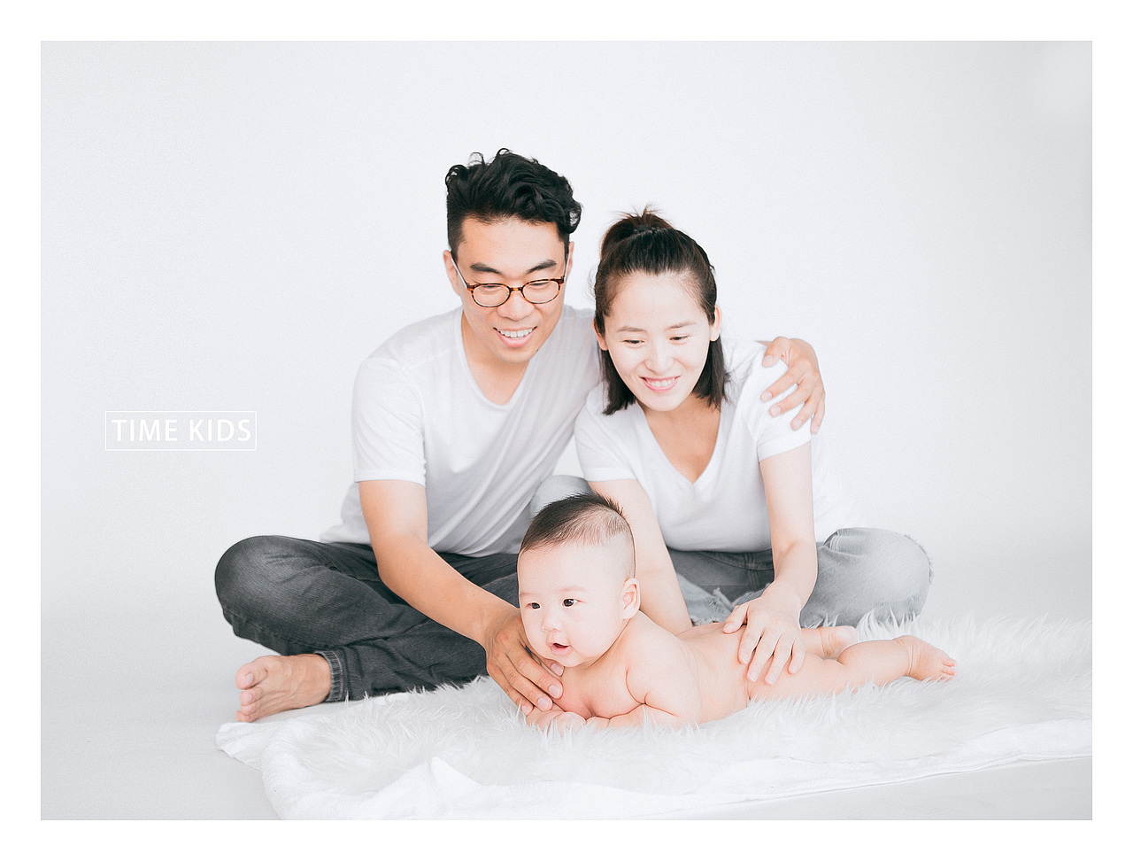 百天，家庭写真（图ZODUyMTcwNTI=） - 人像摄影 - 站酷设计师天地小强原创素材 - 站酷ZCOOL