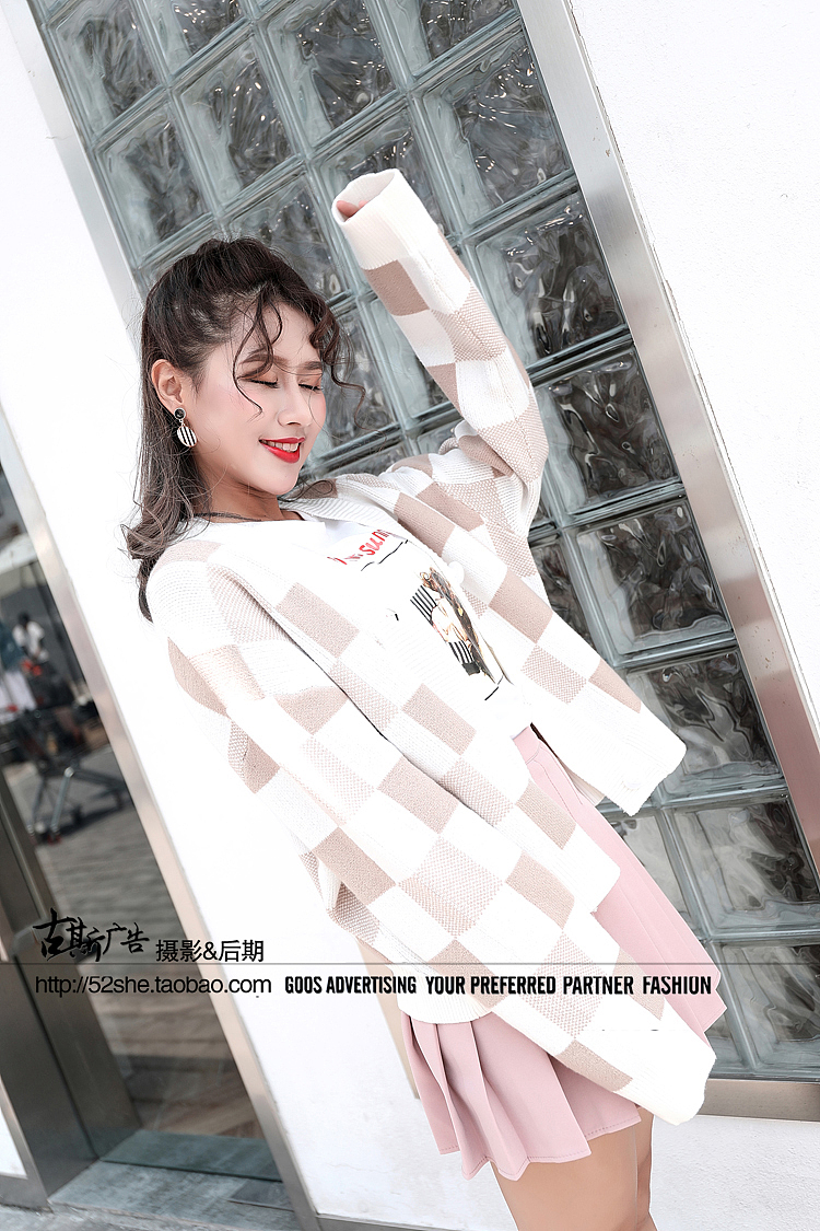 淘宝摄影服装拍摄网店毛衣拍照网拍女模泳衣