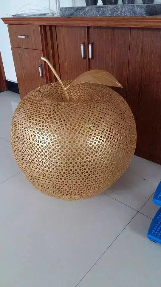 园林景观售楼处不锈钢锻造仿生水果雕塑