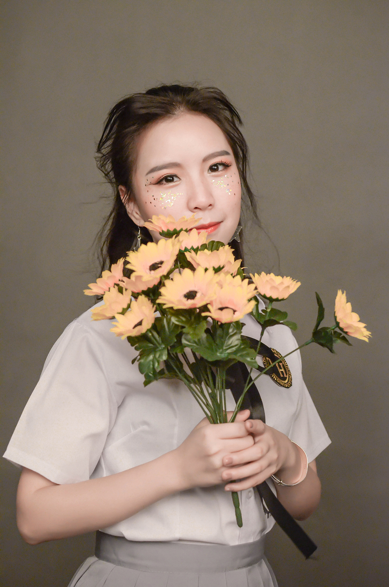 我是一个标题（图ZODE5MjQ2NjA=） - 人像摄影 - 站酷设计师圈圈奥利奥原创素材 - 站酷ZCOOL