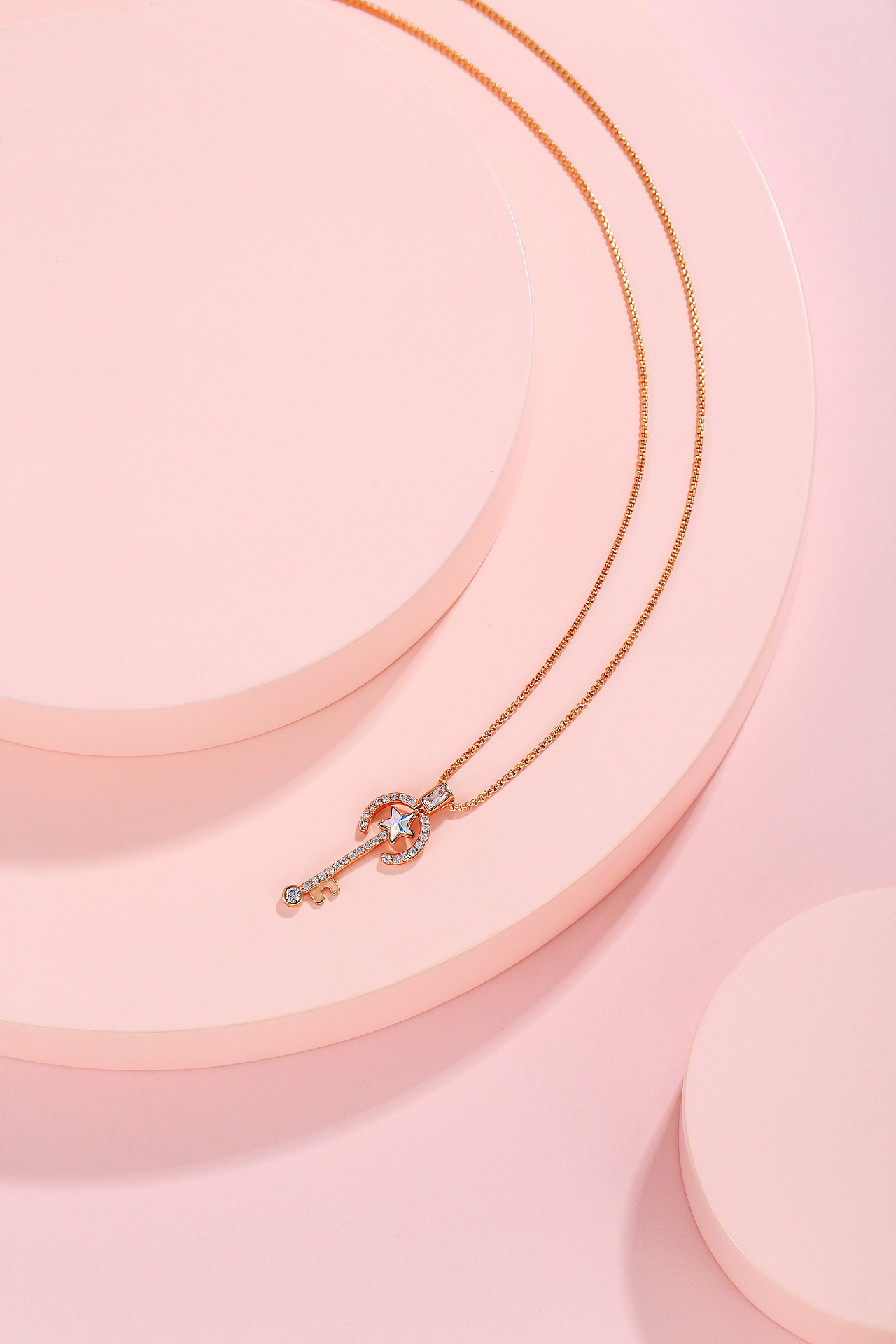 珠宝摄影冰激凌粉系首饰拍摄饰品图