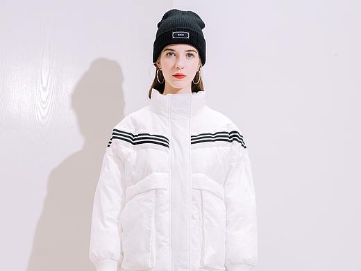 东映视觉  模特羽绒服