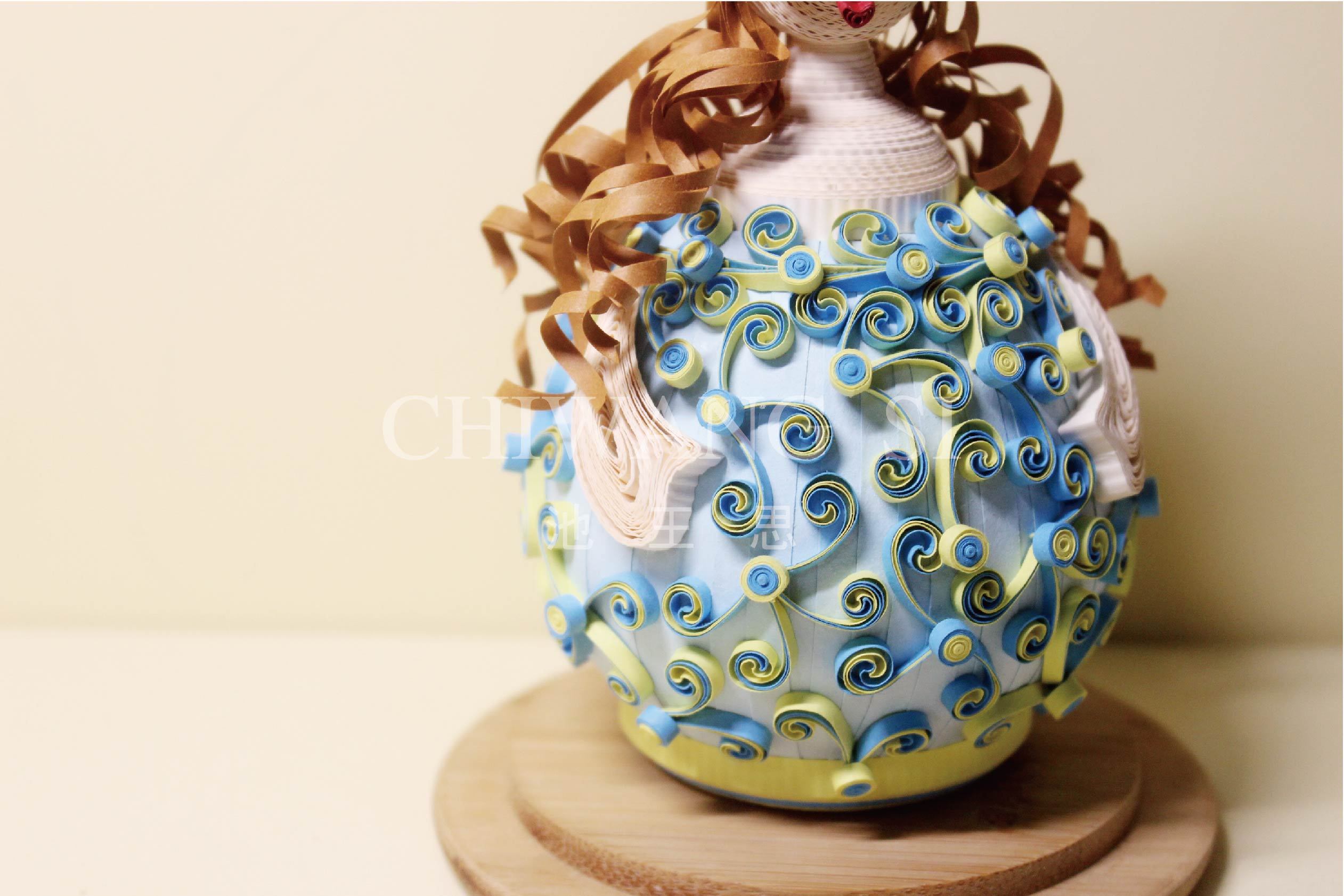 衍纸手艺作品——《大波浪女孩》 《蛋糕首饰盒》