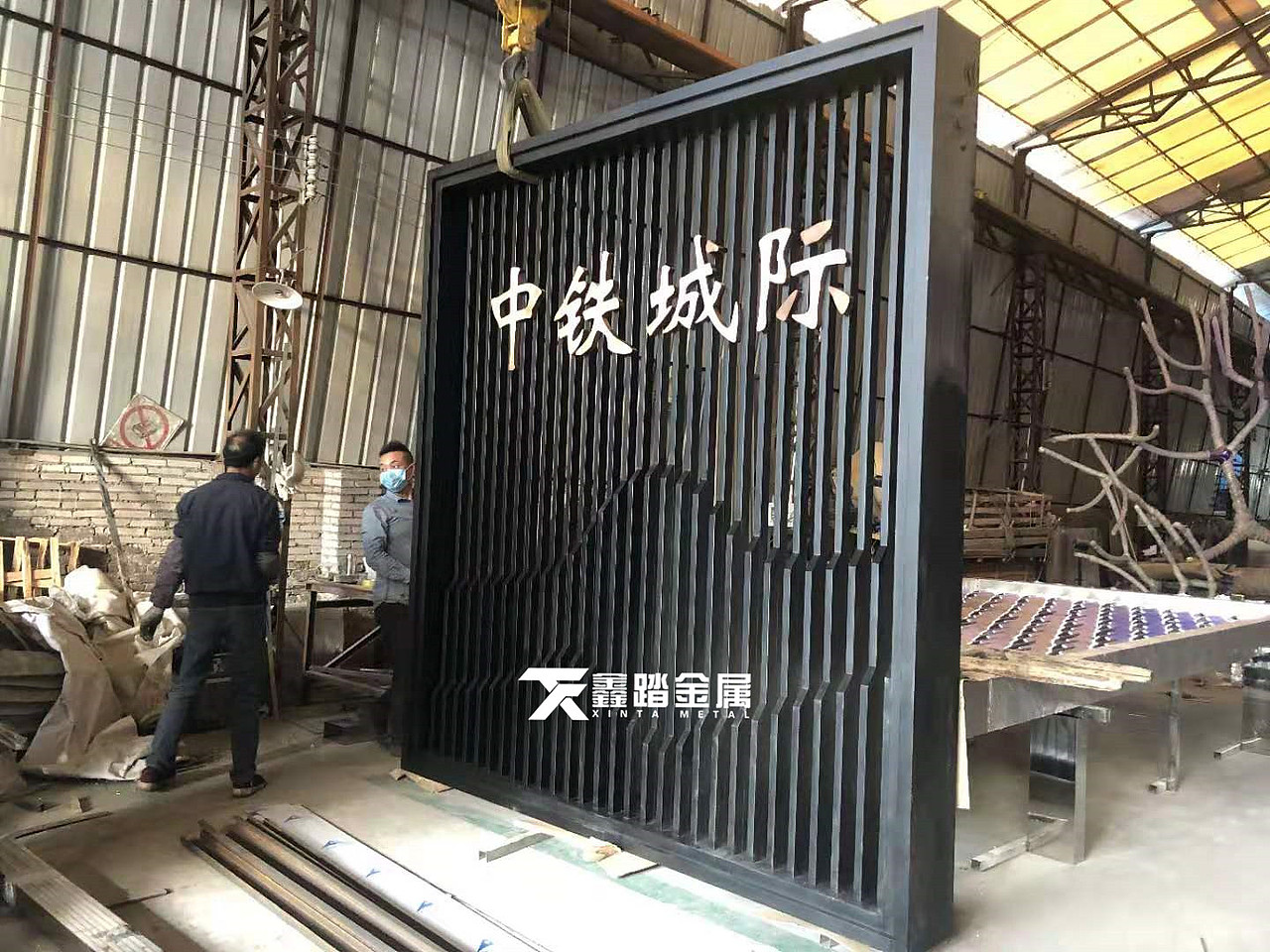 售楼部大型工程屏风定制 意境小品假山造型不锈钢隔断（图ZMTk5NzE0NTc2） - 其他手工艺 - 站酷设计师xt188869原创素材 - 站酷ZCOOL