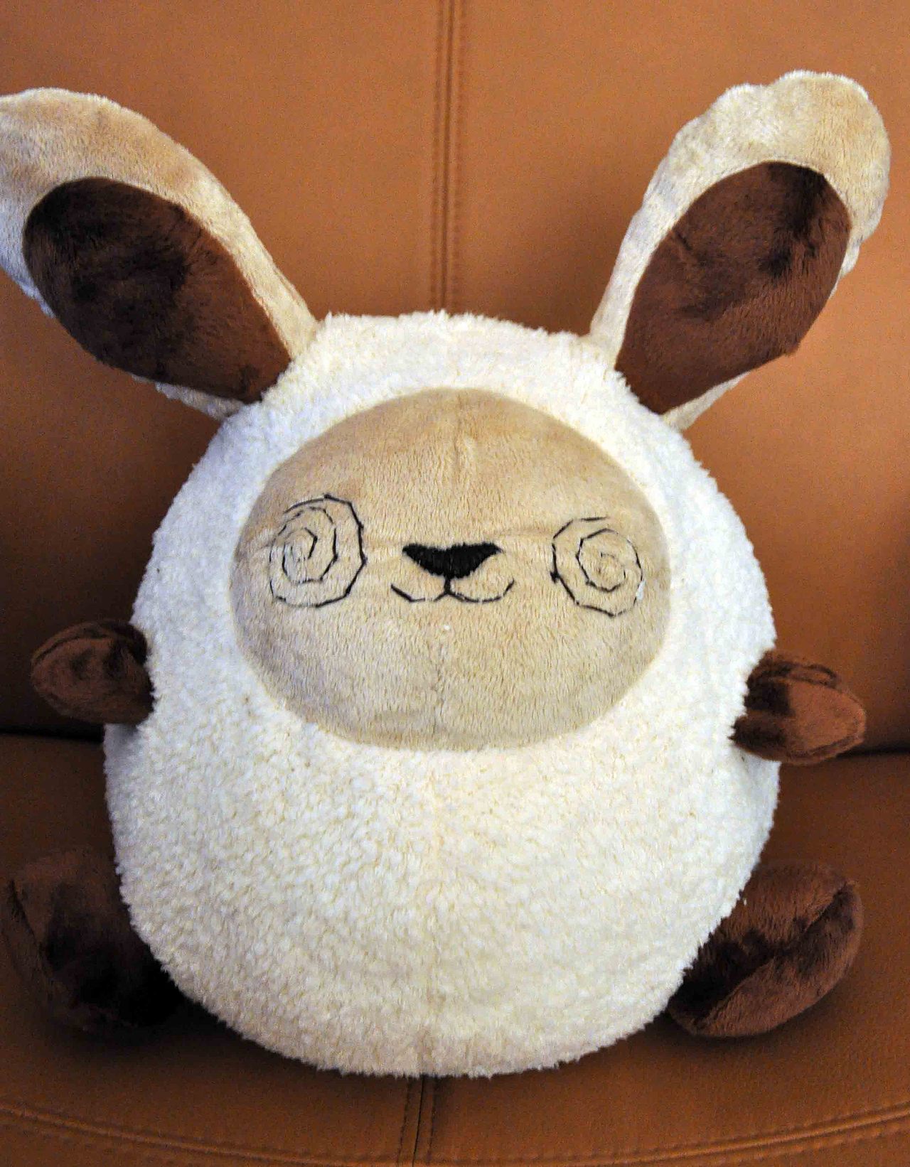 # 2012 我們畢業(yè)啦 # 《蛋玩-玩蛋！》毛絨玩具設(shè)計與制作（圖ZNTk4MjYzMg==） - 其他 - 站酷設(shè)計師Liz樂融原創(chuàng)素材 - 站酷ZCOOL