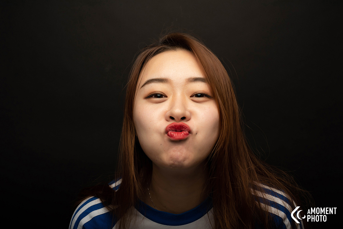 用放松的心情还原最真的自己 × aMOMENT PHOTO（图ZMTM1MjA3MjQ4） - 人像摄影 - 站酷设计师一刻照相馆原创素材 - 站酷ZCOOL