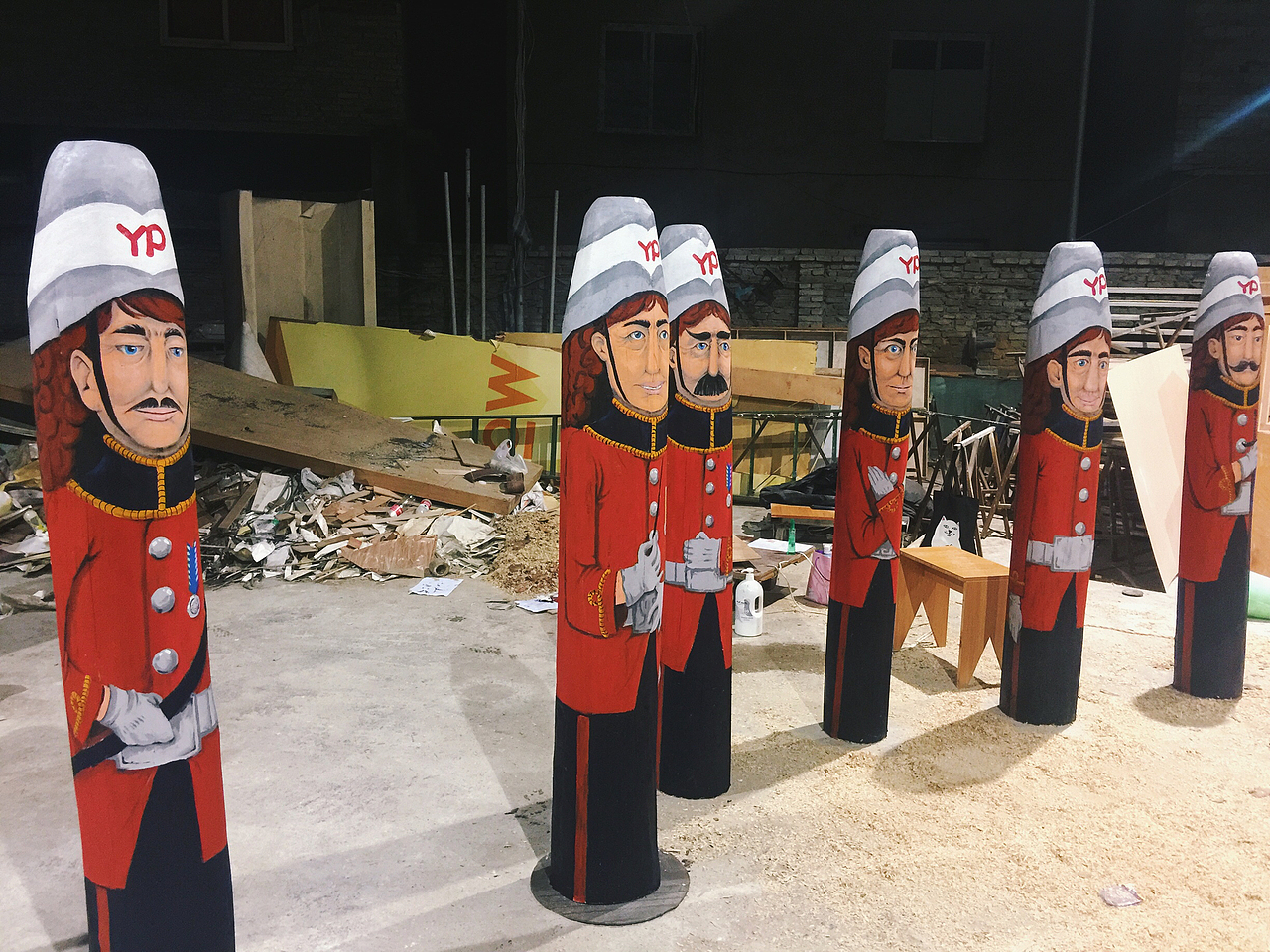 木头人手绘设计