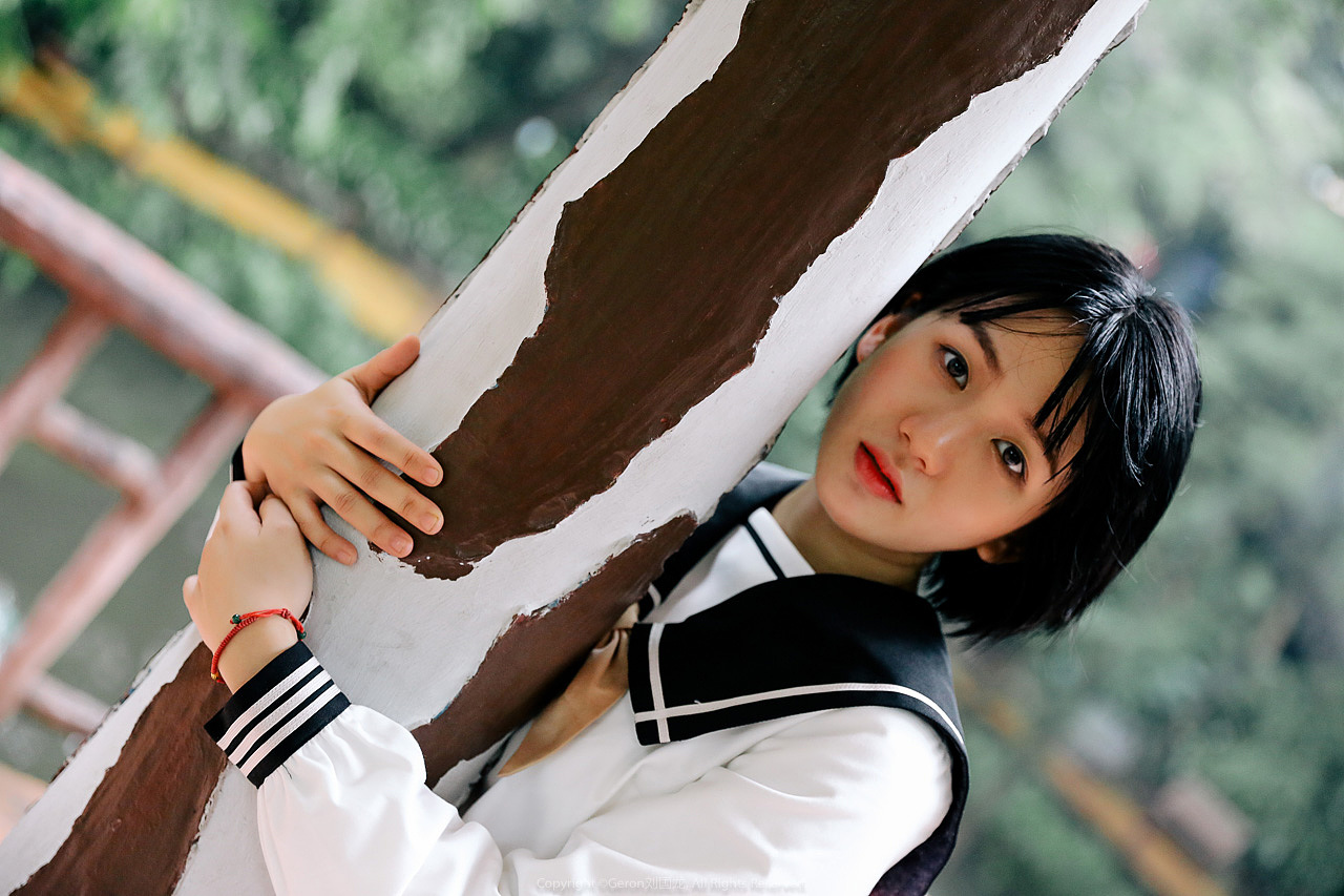 公园里の制服少女 | @Geron刘国龙