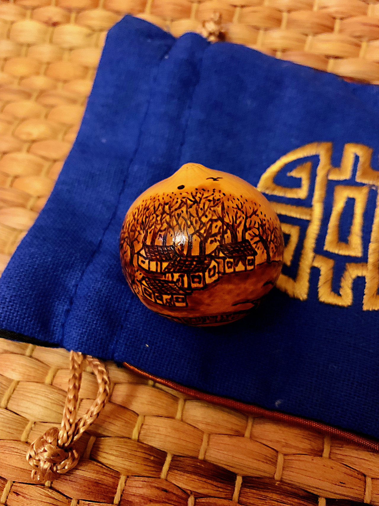 牧童遥指杏花村