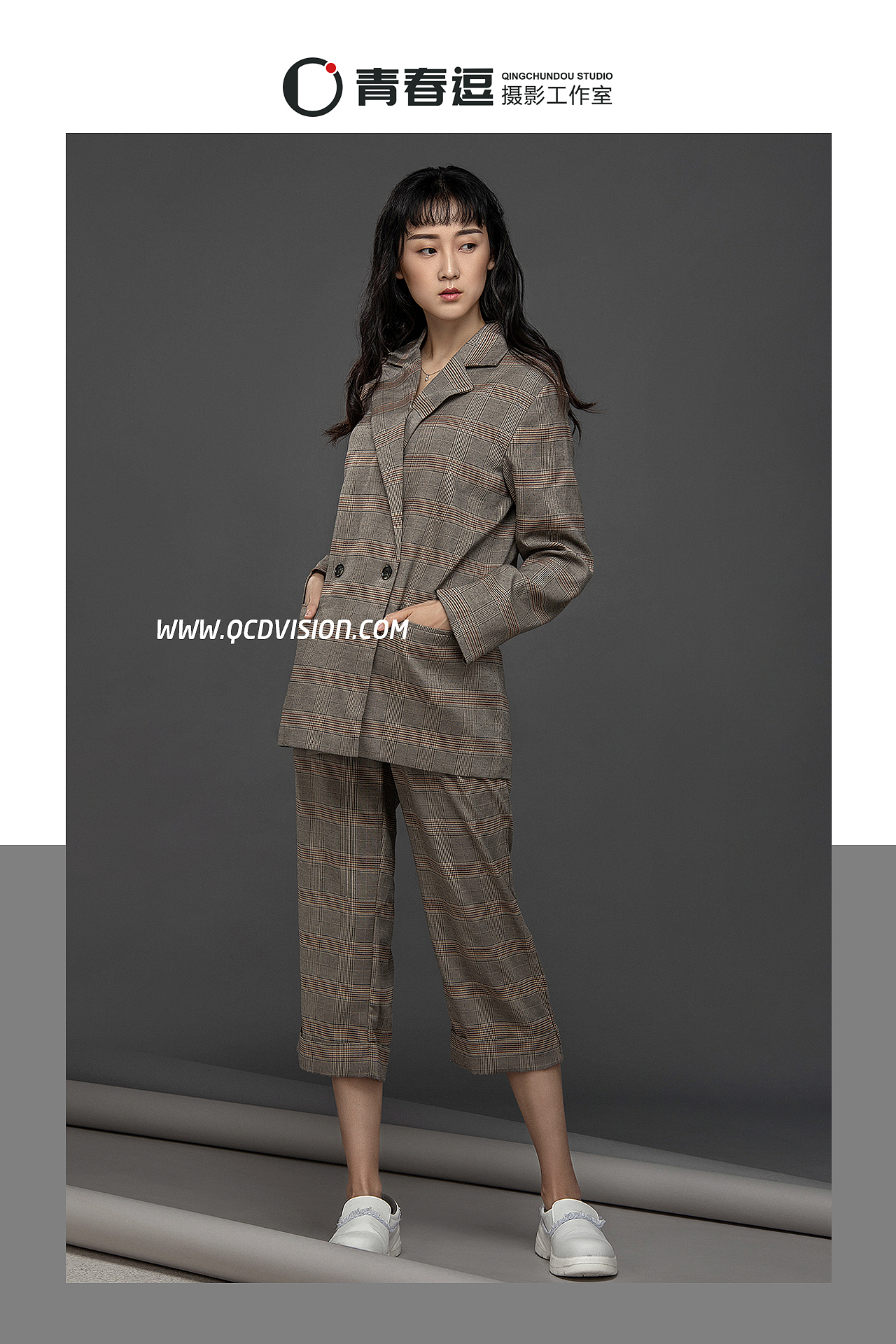 青春逗摄影工作室【模卡，艺人照，见组照】（图ZMTY4NTk4MjI0） - 人像摄影 - 站酷设计师青春逗Studio原创素材 - 站酷ZCOOL