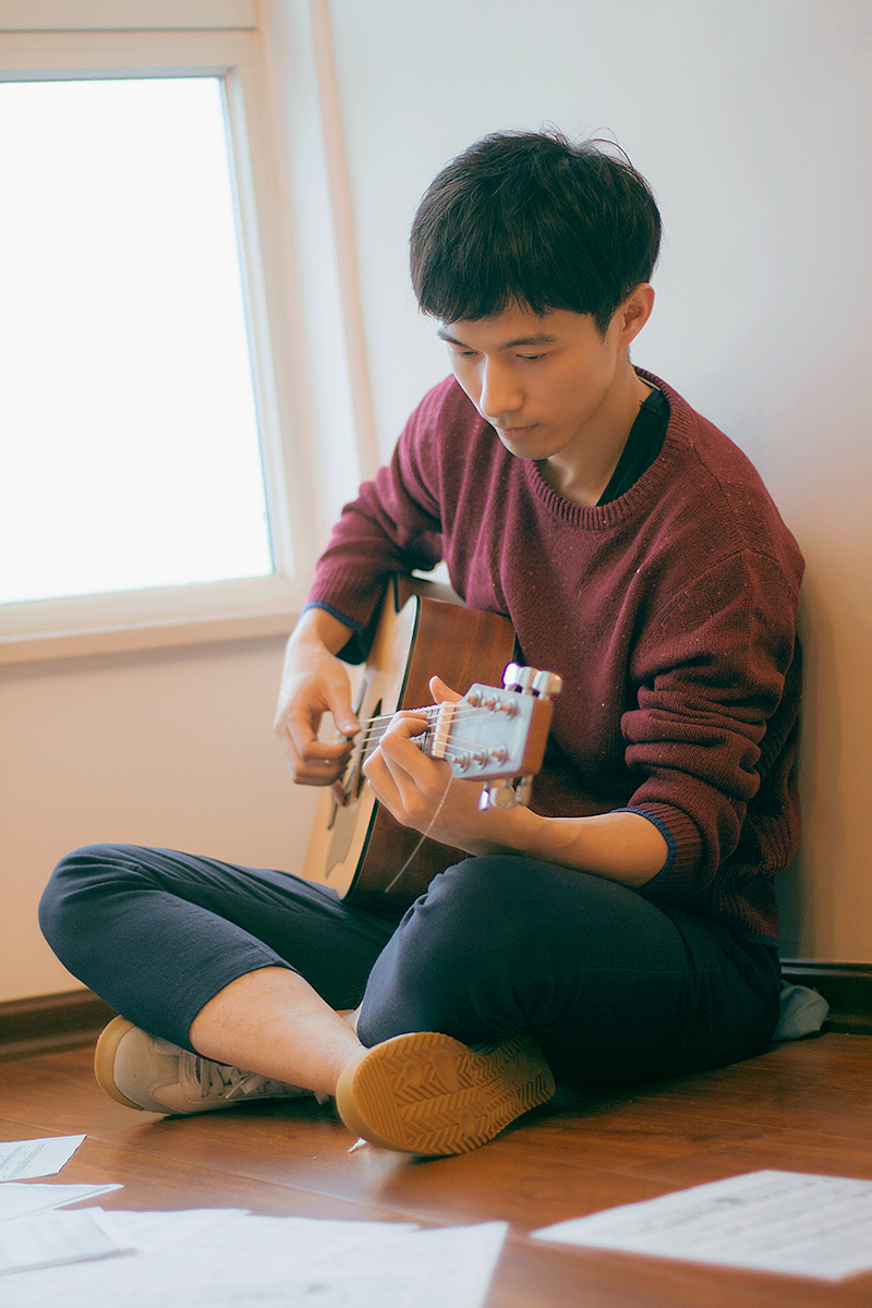 大叔与吉他