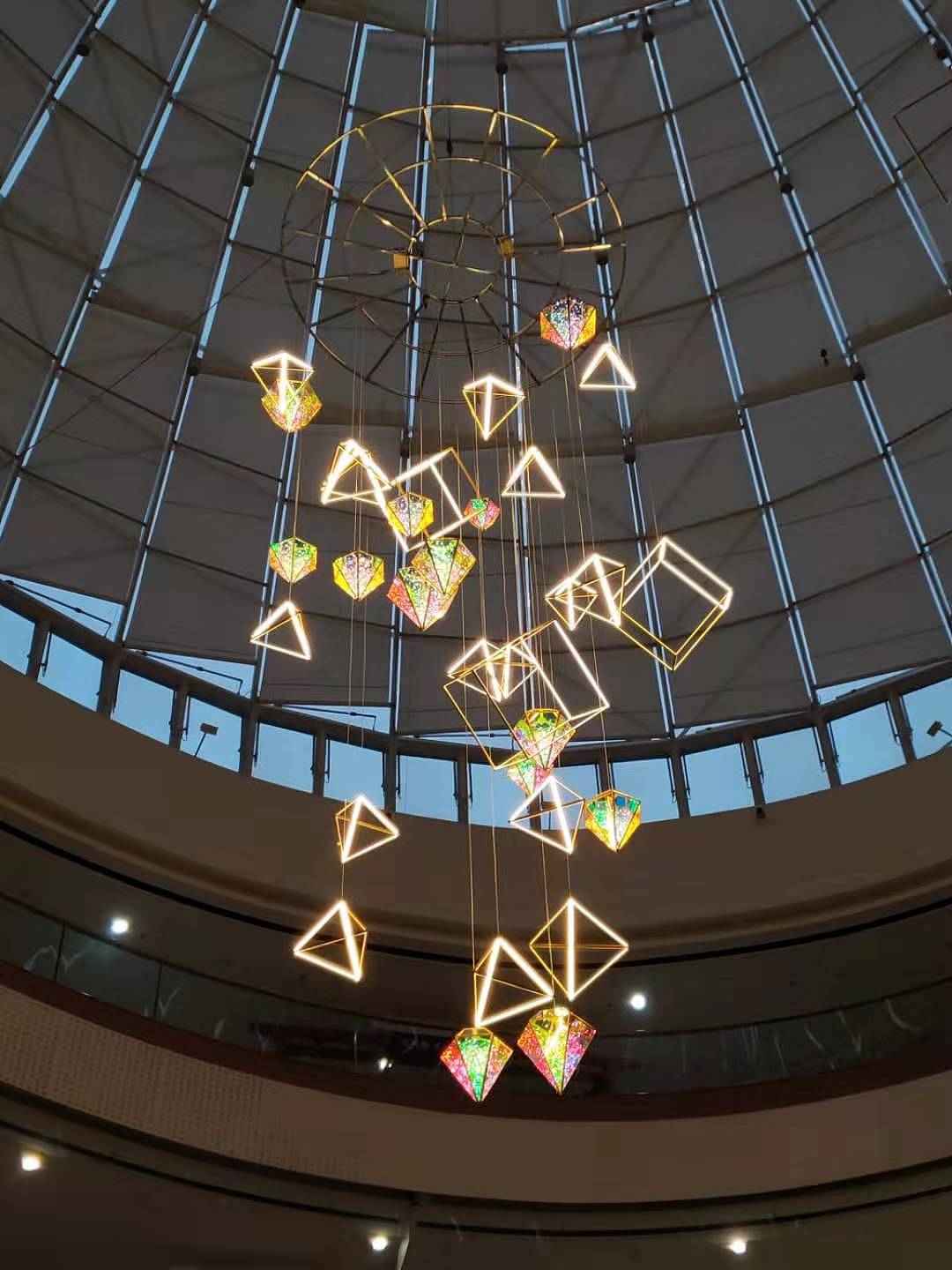 美陈吊饰生产专家 铭星灯饰专业商场空中美陈吊饰定制