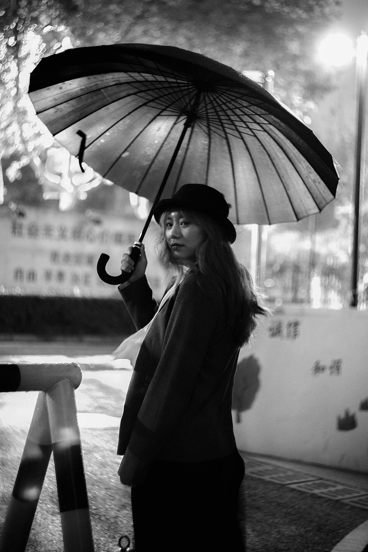 雨天情绪（图ZMTg2Mzc0Njk2） - 人像摄影 - 站酷设计师杰瑞不开车原创素材 - 站酷ZCOOL