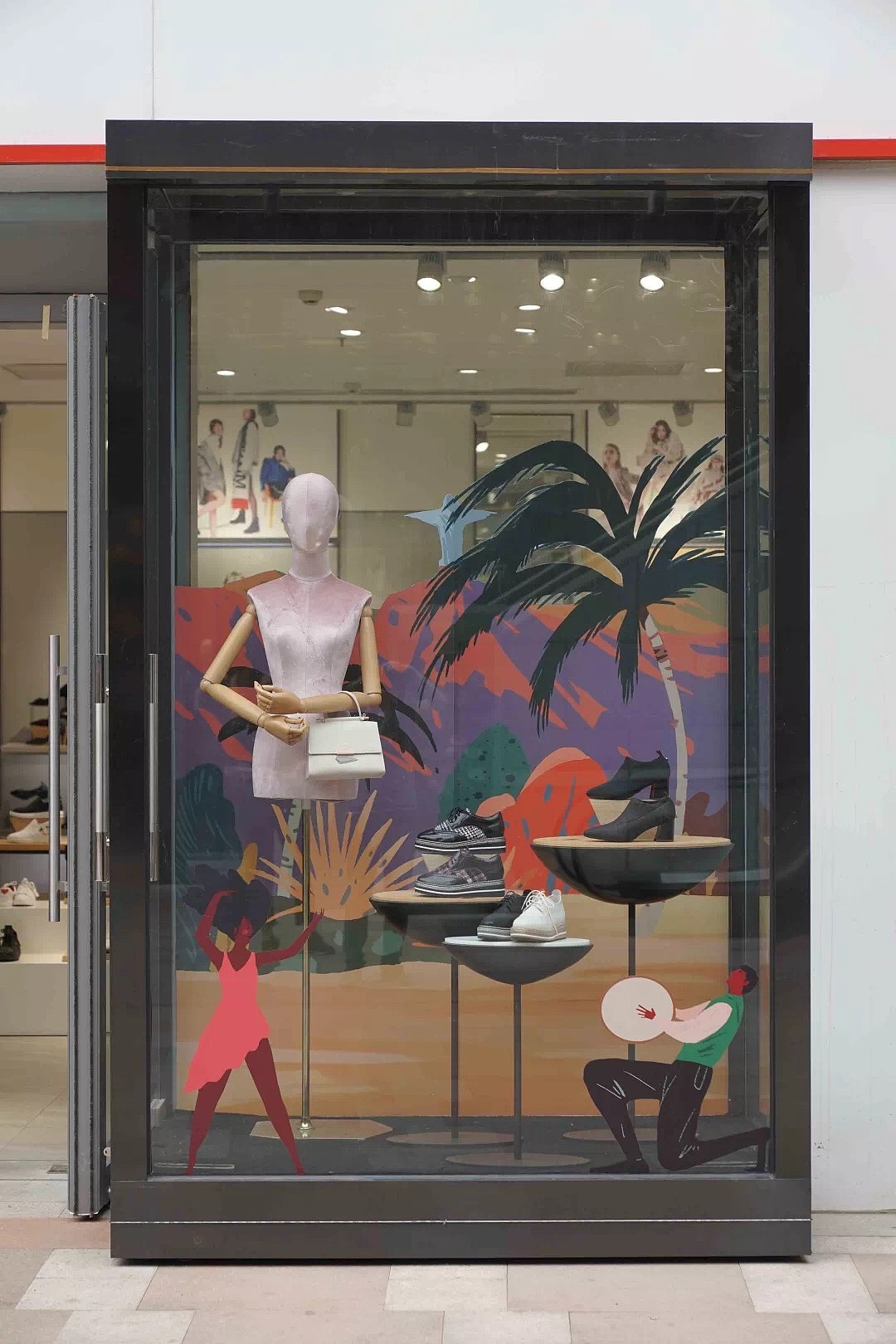 北京祥云小镇橱窗设计