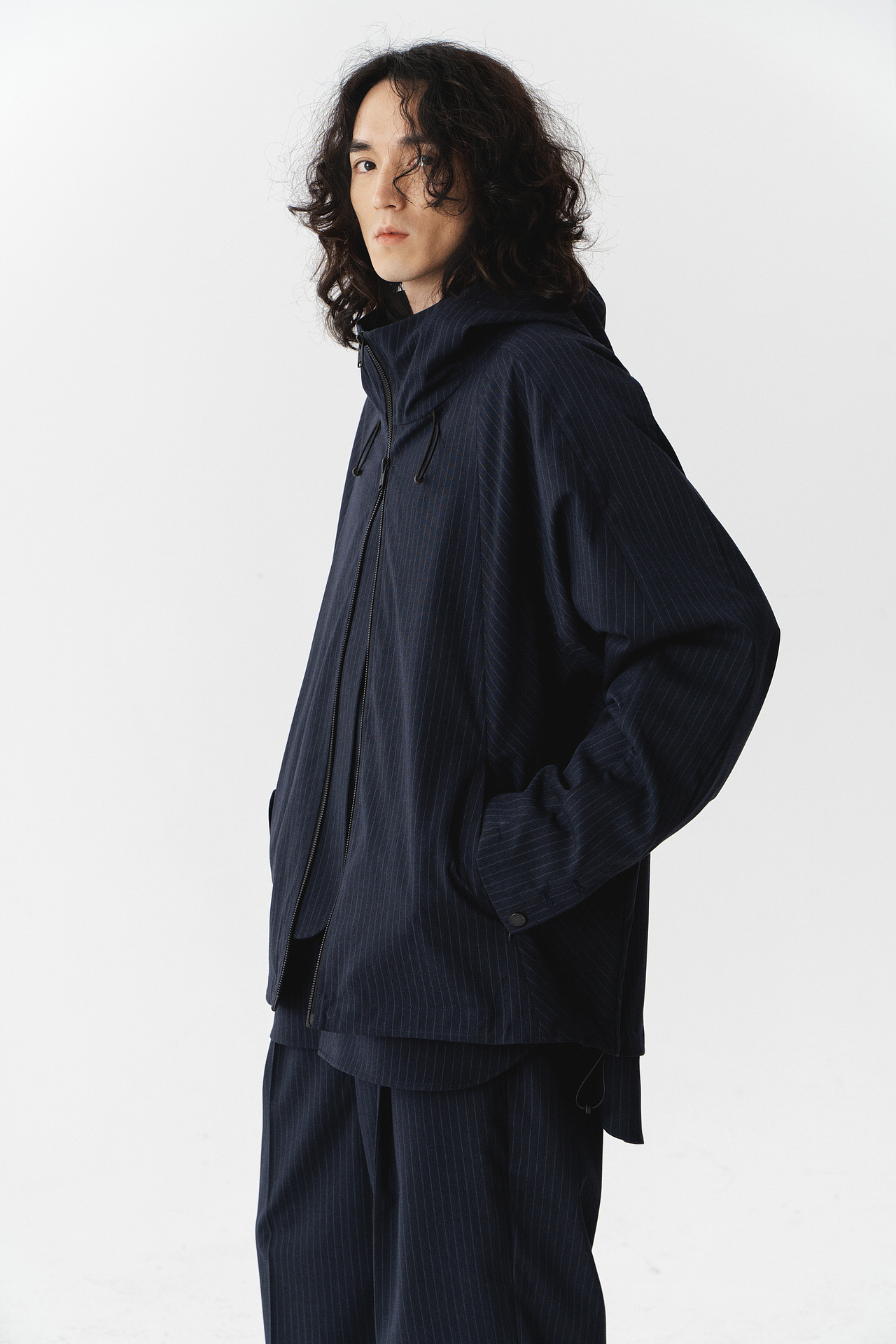 为WATCHtheWIND拍摄的2022S/SLookbook