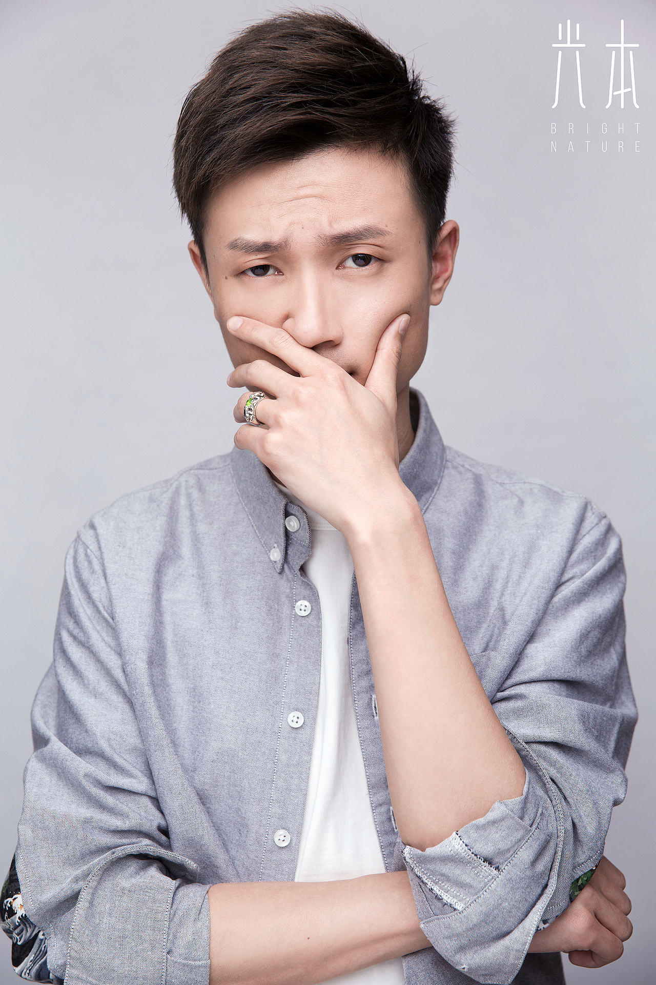 光本肖像摄影之个人经典肖像拍摄白色背景